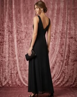 26. Μαύρο Βραδινό Φόρεμα με Παγιέτες – Black Elegant Evening Dress with Sequins