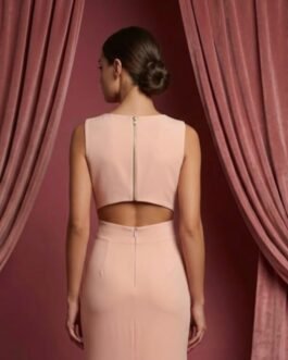 32. Nude Βραδινό Φόρεμα με Cut-Out Ανοίγματα – Elegant Cut-Out Evening Dress