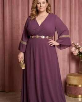 69. Plus Size Αέρινο Μοβ Φόρεμα με Χρυσές Λεπτομέρειες – Purple Plus Size Maxi Dress with Gold Details Elegant Maxi