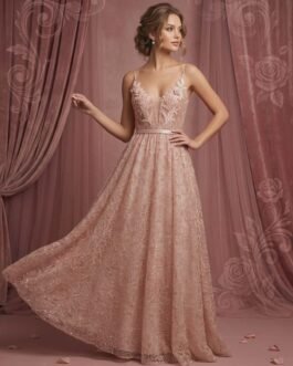 .7 . Maxi Ρομαντικό Φόρεμα με Δαντέλα & Διακριτική Παγιέτα – Princess Style