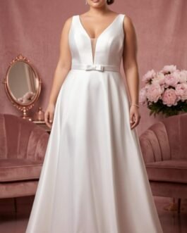 98.  Σατέν Νυφικό Plus Size σε Α-Line Γραμμή με Ζώνη – Minimal Elegant