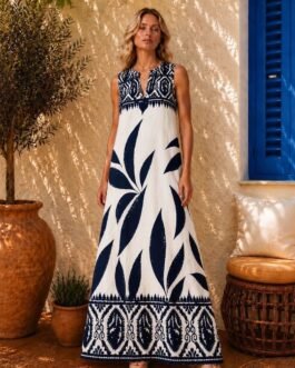Ελληνικό Λινό Maxi Φόρεμα με Μπλε Botanical Print σε Εκρού Βάση – Aegean Heritage